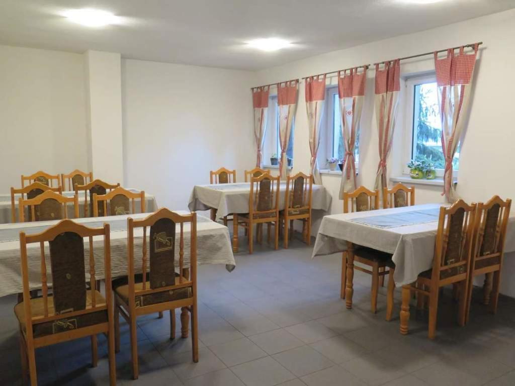 Ubytovna Krivan Važec Exteriör bild